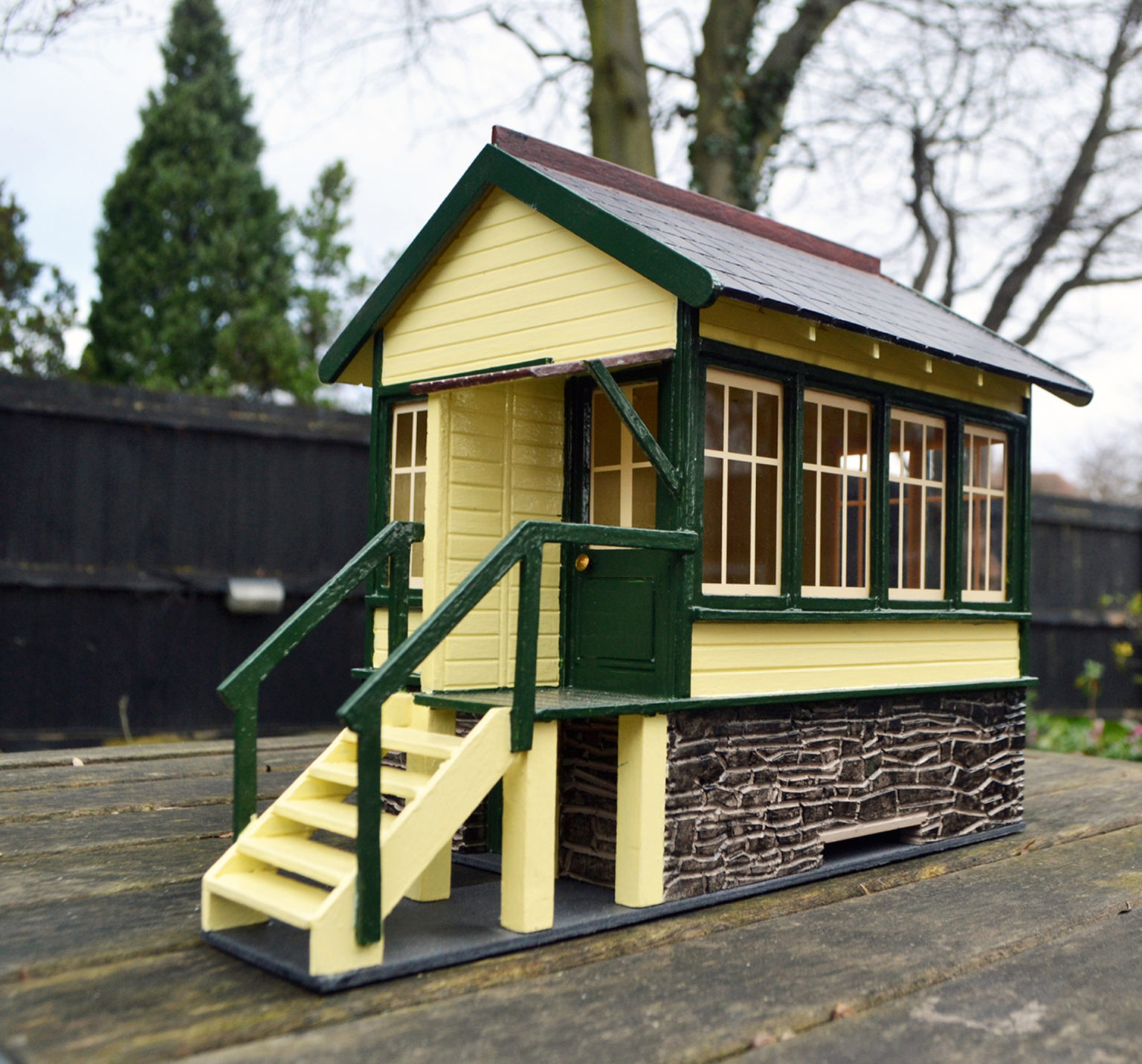 16MM Pilton Yard Signal Box Brunel Models